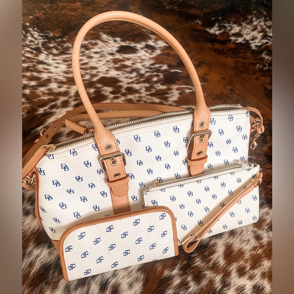 Dooney & Bourke 3-Piece Purse & Wallets Set